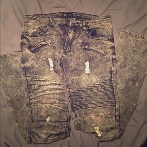 Men’s skinny jeans